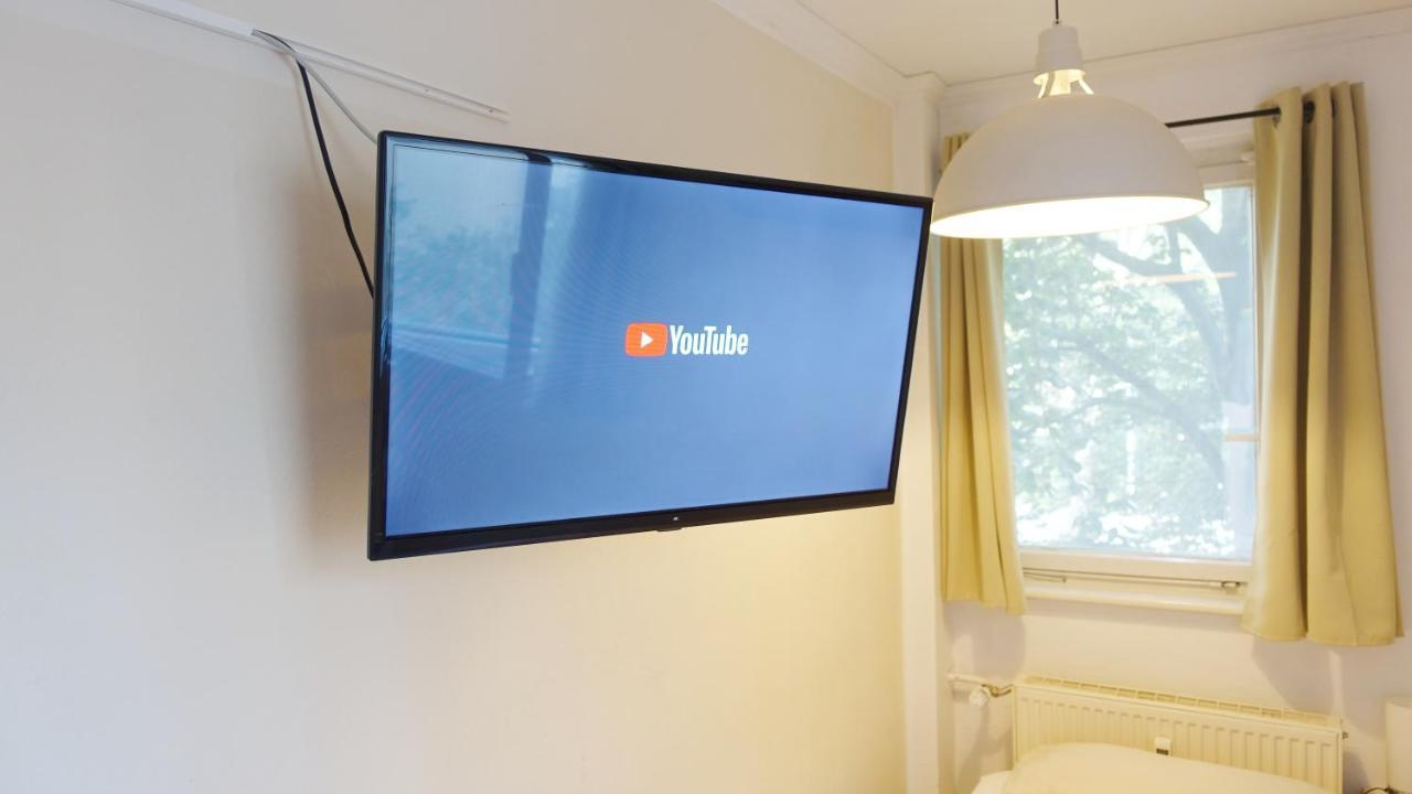 Ferienwohnung 1 Zimmer in Wohngemeinschaft, Netflix, Premium Kabelfernsehen, küche Berlin Exterior foto